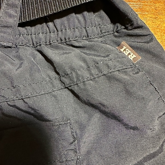 REI Nylon Activewear Shorts Size 12 - Picture 6 of 8